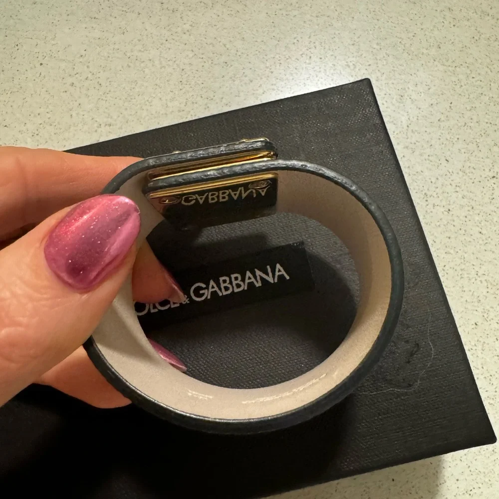 Dolce & Gabbana Leather Lock Bracelet - Picture 6 of 12